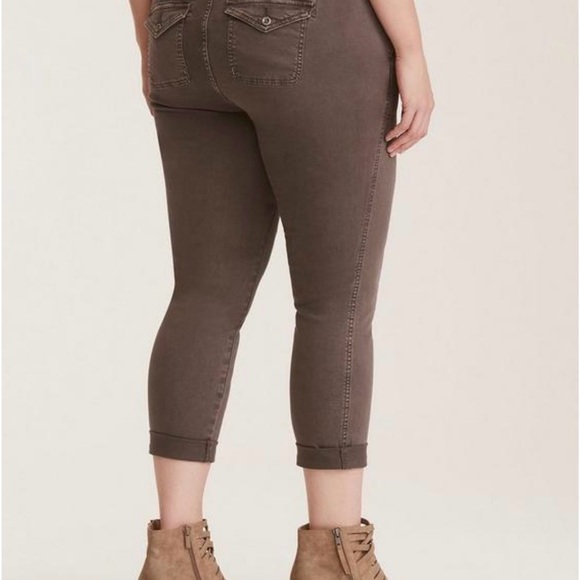 NWT Torrid Cropped Twill Military Pant Brown Wash - Picture 4 of 13